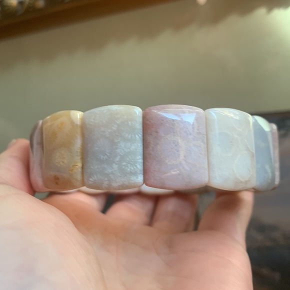 Coral Jade Bracelet - Picture 3 of 3